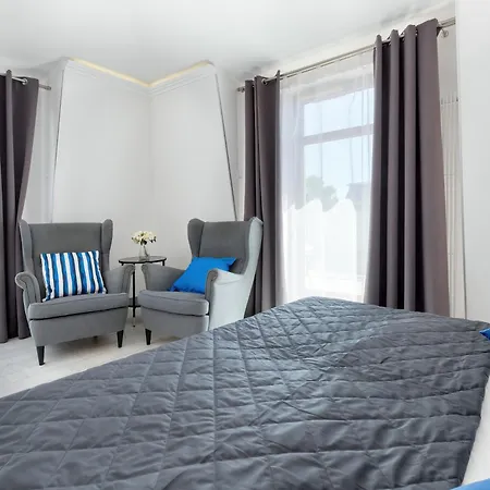 Daire Charming In With Parking By Renters