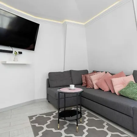 Daire Charming In With Parking By Renters Sopot