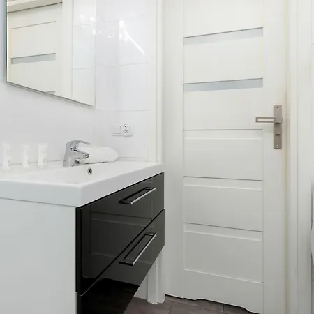 Charming In With Parking By Renters Appartement Sopot